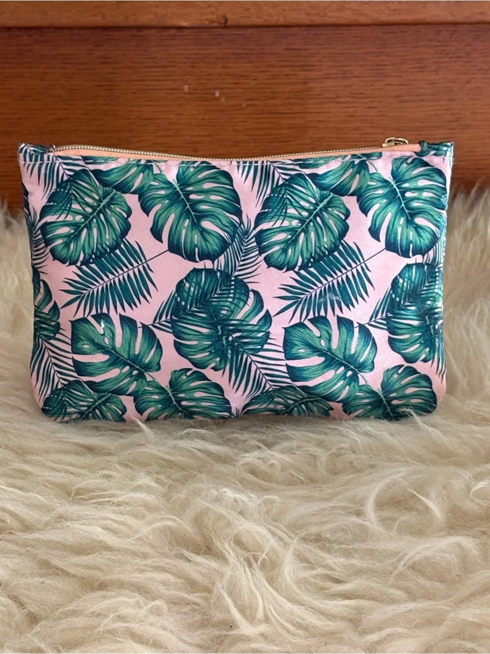ipsy Glam Bag Tropical Palm Leaf Print and Banana Leaf Zipper Pull August 2022